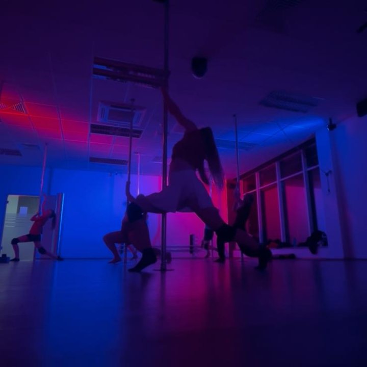 Pole Choreo